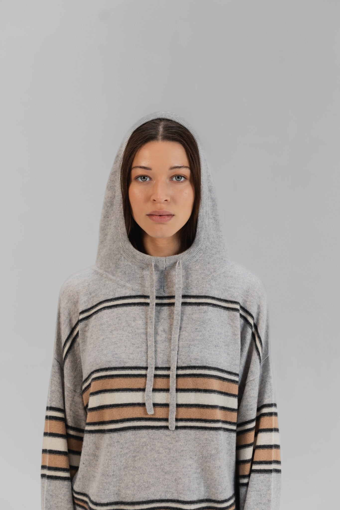 a little touch - sweater - Maison Lointaine