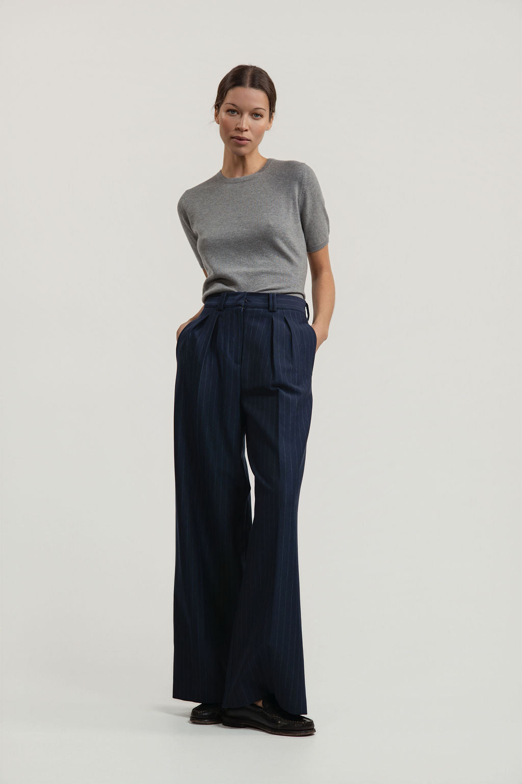 Snuggle Soft - Grey - Maison Lointaine  - 100% Sustainable Cashmere