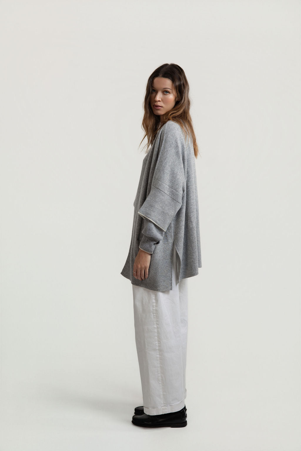 Core Comfort Gilet- Cardigan - Maison Lointaine  - 100% Sustainable Cashmere
