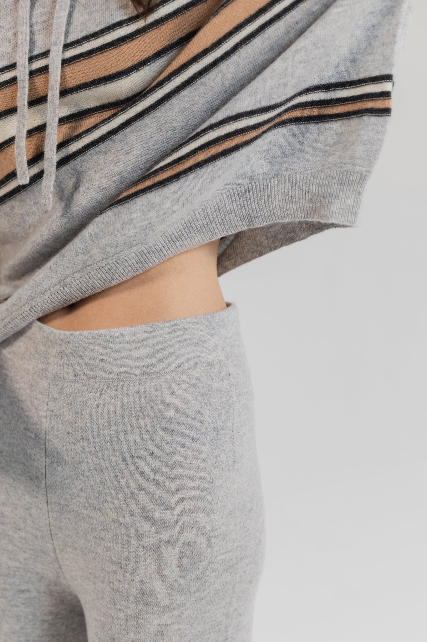 Maison Lointaine a little touch - pant 100% pure sustainable cashmere