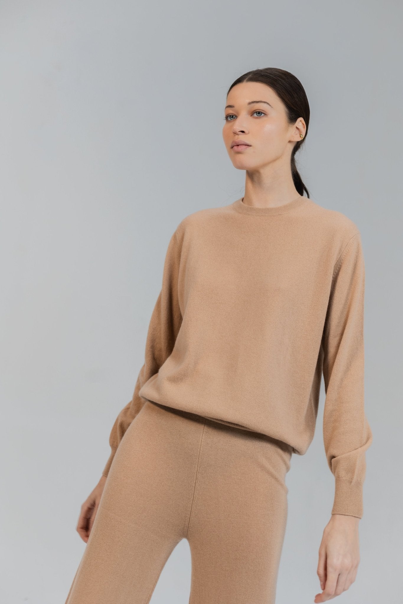 Maison Lointaine breathe in confidence - sweater 100% pure sustainable cashmere