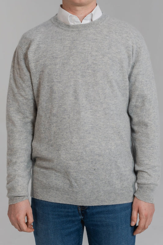 Maison Lointaine Classic Cashmere Crew Neck 100% pure sustainable cashmere