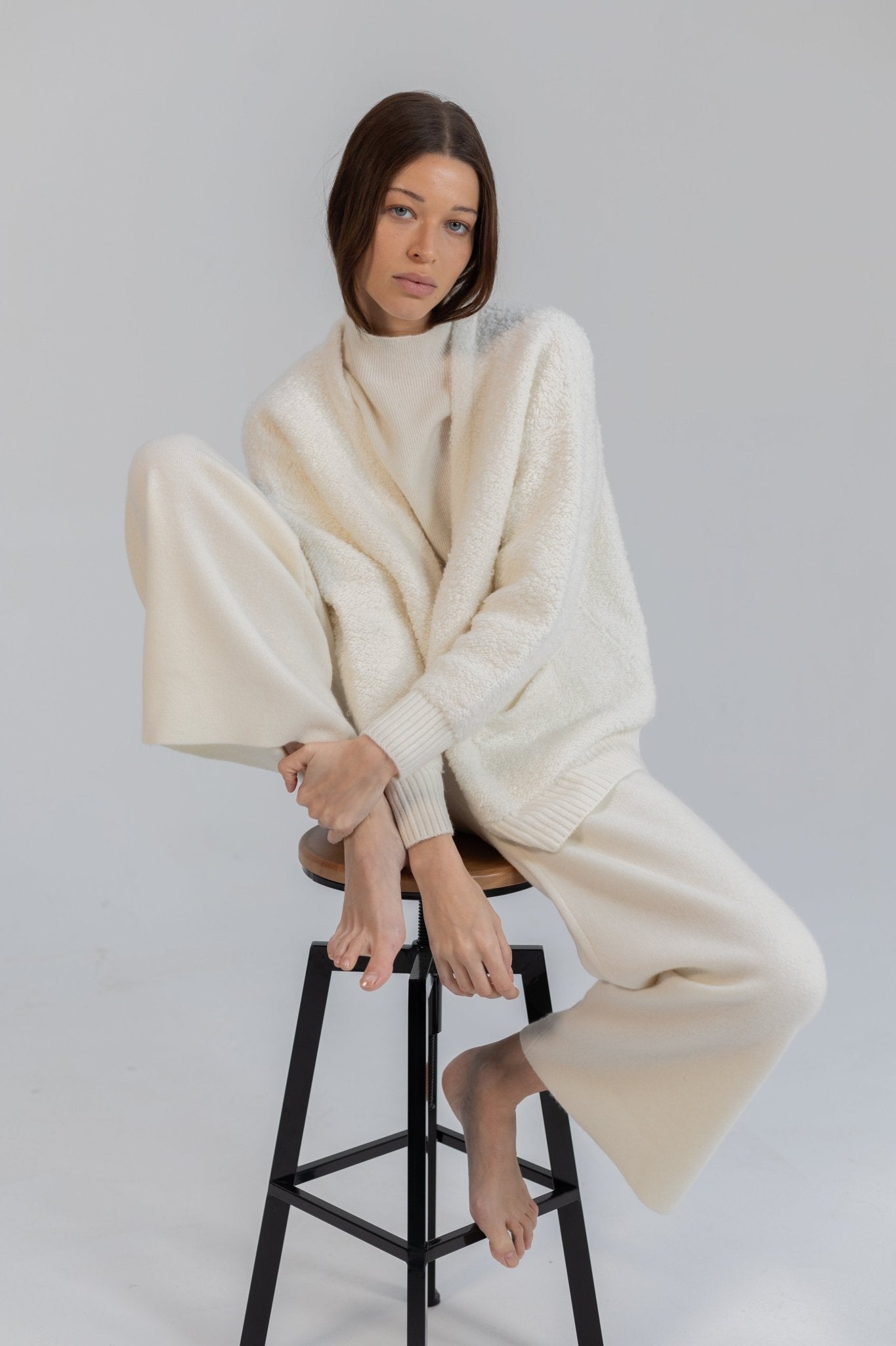 Maison Lointaine Comfy Charmer - cardigan 100% pure sustainable cashmere