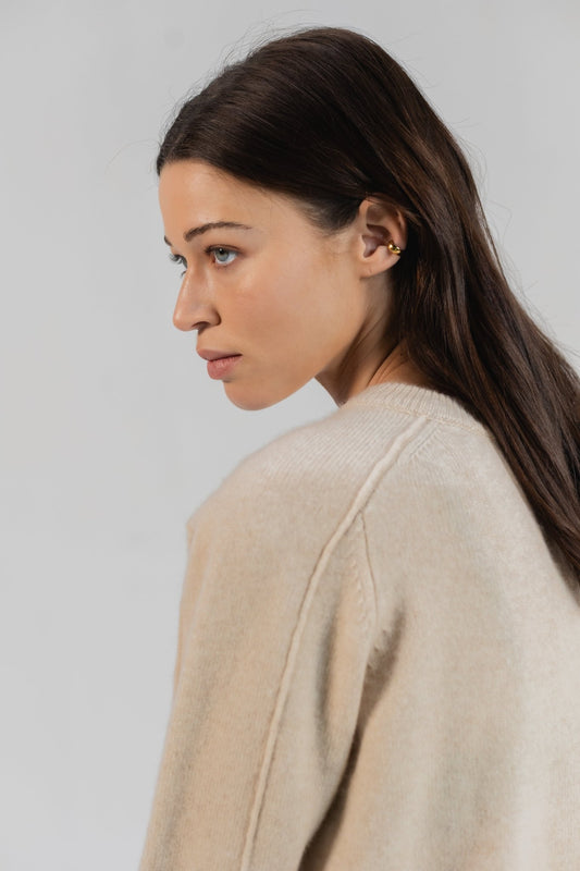 Naked Truth - sweater - Maison Lointaine 